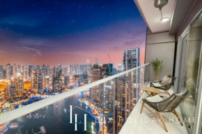 LUX Lavish Suite with Full Marina View 4
